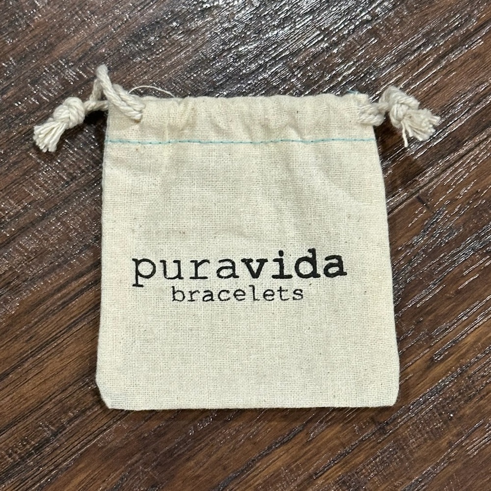 Pura Vida Women's Maroon, Beaded & Silver Skull Charm Adjustable Bracelet - Picture 4 of 5